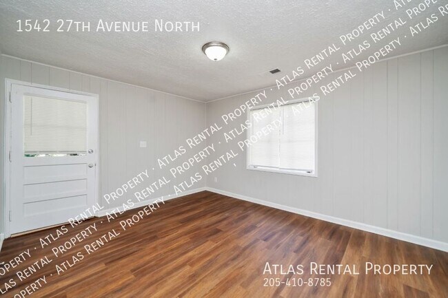 Building Photo - 1542 27th Ave N