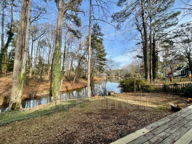 Building Photo - 1422 Beaver Dam Rd