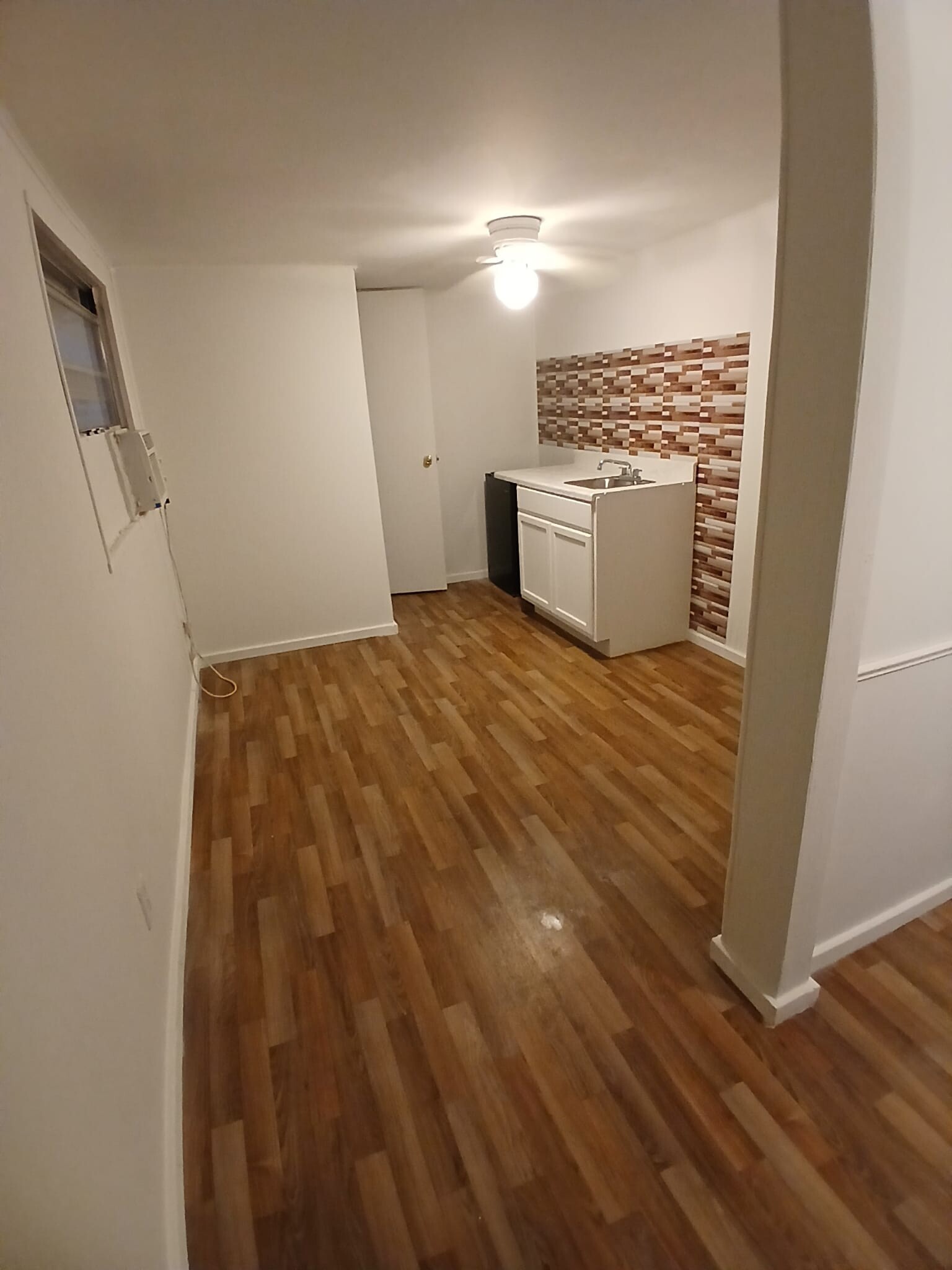 Building Photo - 6604 Sandra Dr