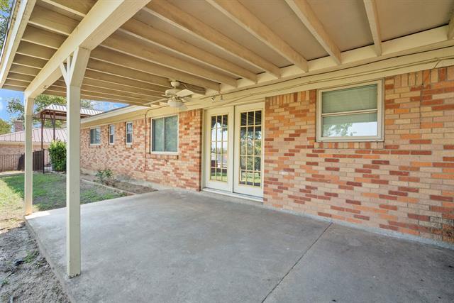 Building Photo - 605 Southland Dr