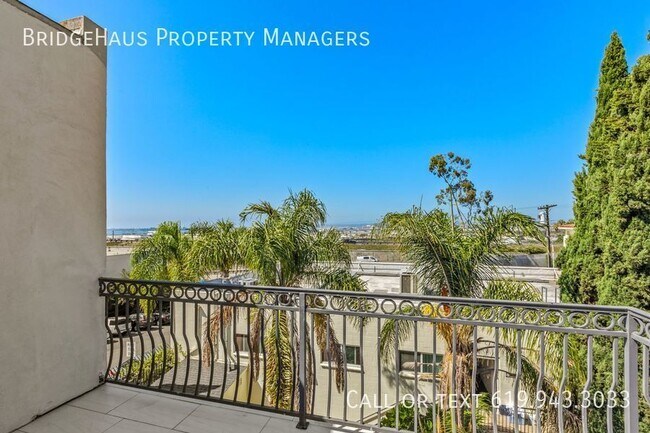Building Photo - Stunning 3-Bedroom Condo + Bonus Room & Pa...