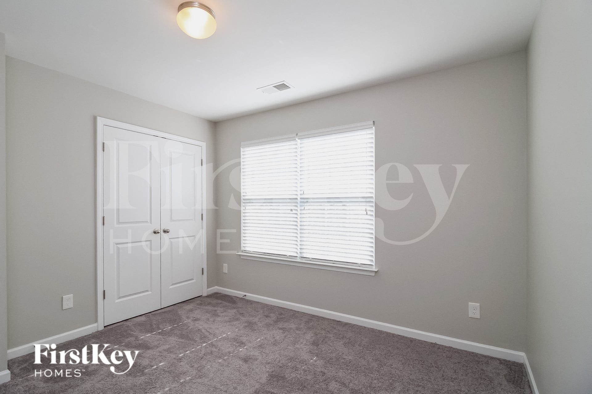 Building Photo - 5369 Northridge Dr