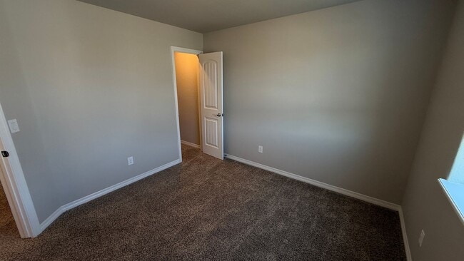 Building Photo - Spacious Two-Story Home in Growing Lorson Ranch Community