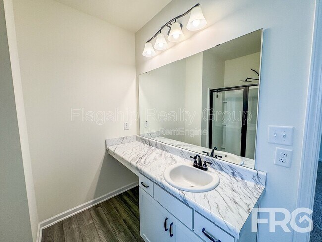 Building Photo - 3919 Wilum Cir