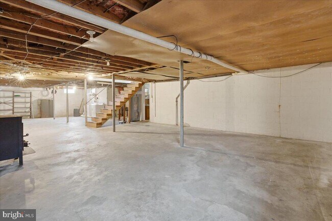 Building Photo - 3044 N Frederick Pike