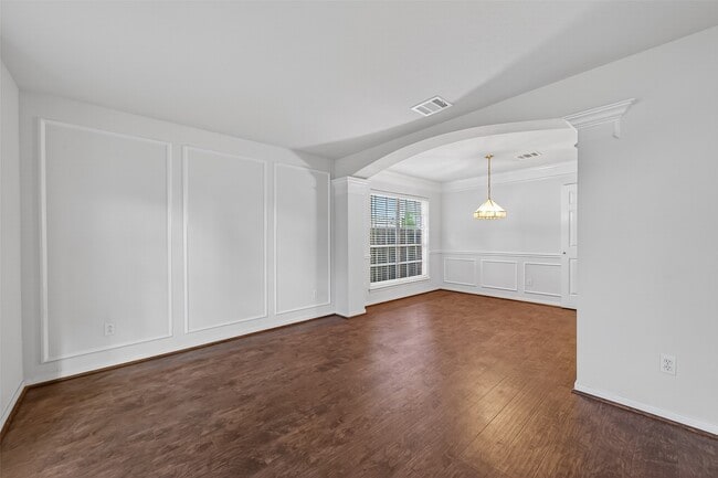 Building Photo - 21327 Branford Hills Ln