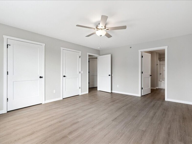Building Photo - 7060 Thunder Vly Dr