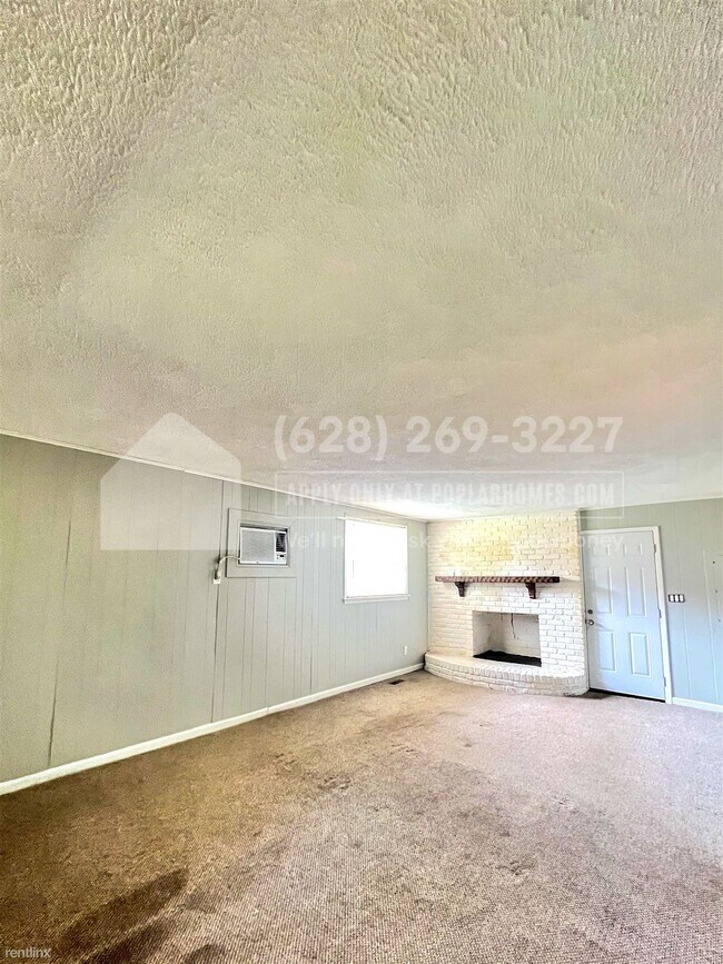 Building Photo - 3 br, 2 bath House - 2405 Melbourne Dr -