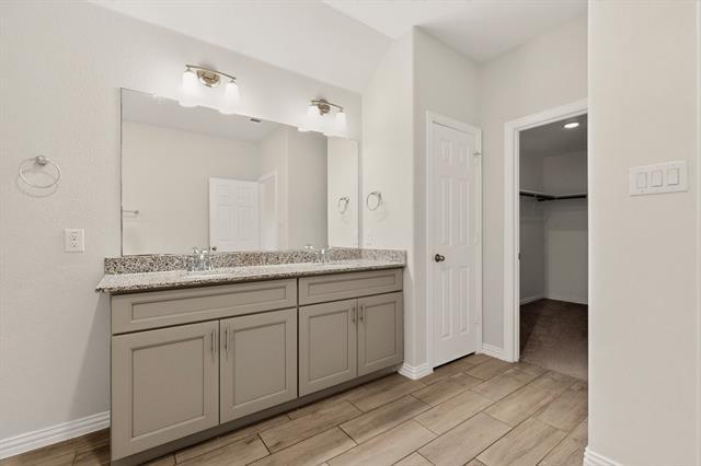 Building Photo - 4009 Mockingbird Ln