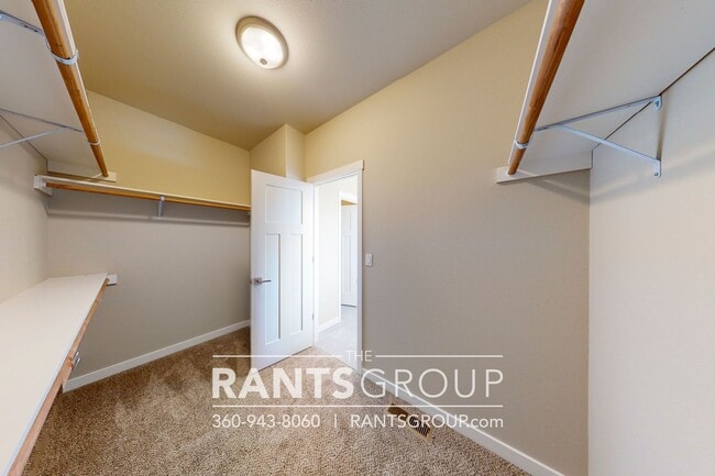 Building Photo - Steilacoom Ridge! Easy I5 Access!