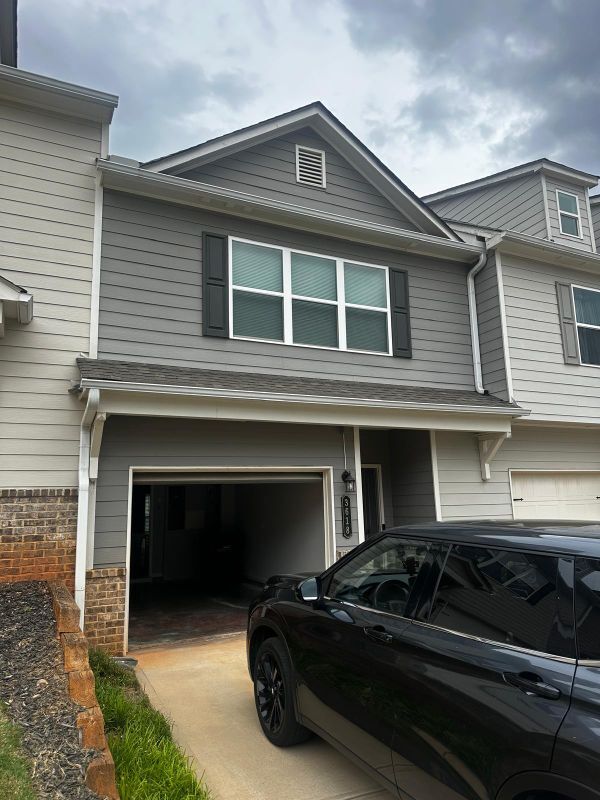 Building Photo - 3618 Acorn Dr