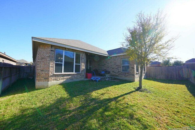 Building Photo - 1323 Kingbird Ct