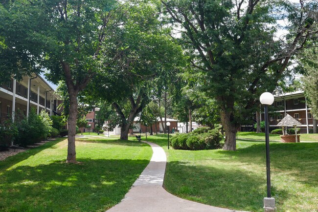 Courtyard - 6800 E Tennessee Ave
