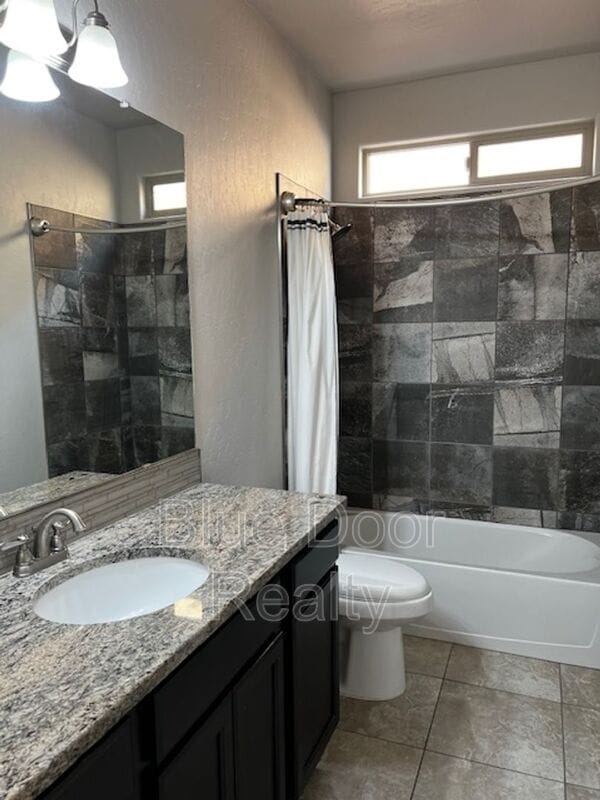 Building Photo - 7312 Valle Cantero Ln NW