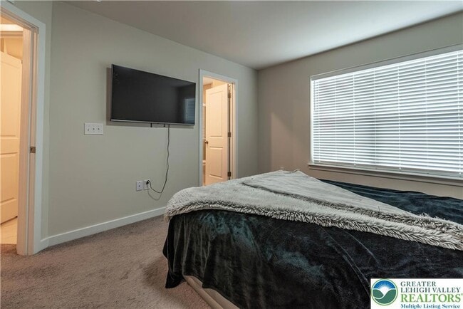 Building Photo - 4936 Brookside Ct