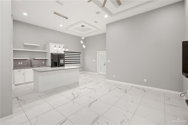 Building Photo - 17 S 27th St