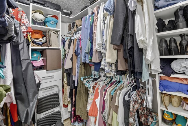 Building Photo - 1051 NW 124th Terrace