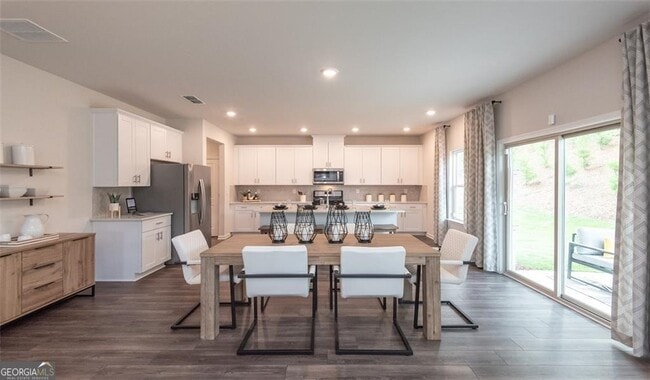 Building Photo - 2032 Baron Mnr Dr