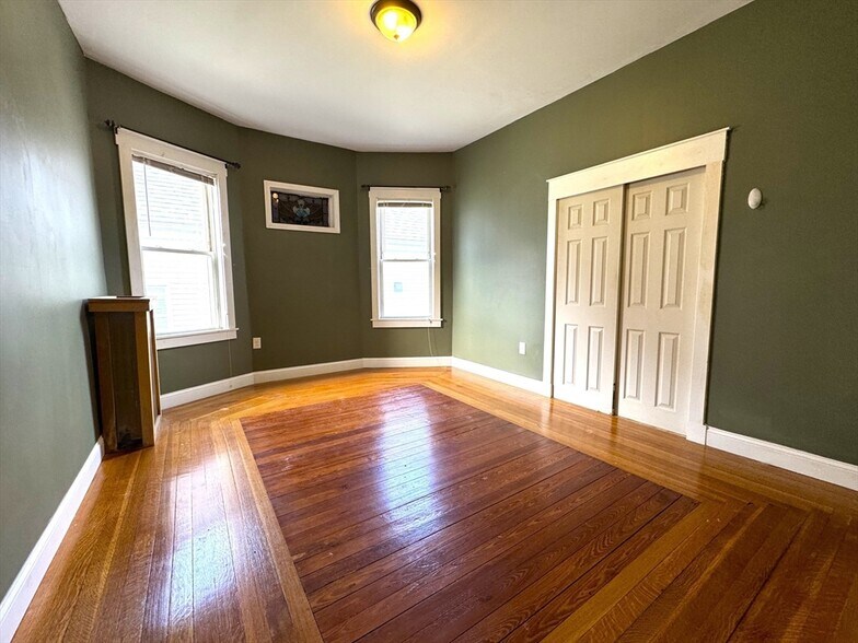 Building Photo - 24 Weld Hill St