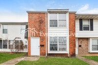 Building Photo - 7737 Mt Hood