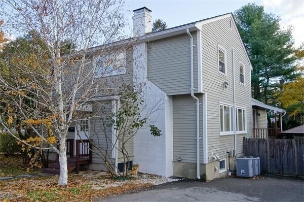 Building Photo - 22 Westlund Rd