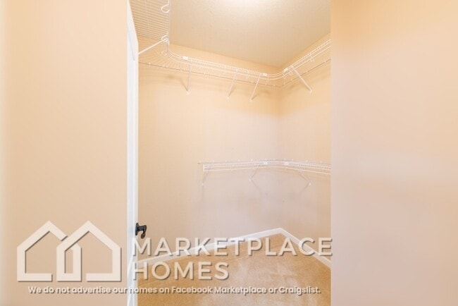 Building Photo - 6293 N Ensenada Ct