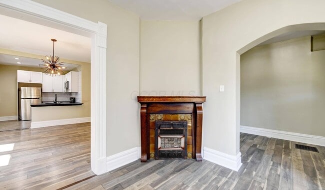 Building Photo - 47 S Monroe Ave