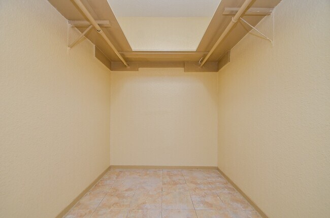 Building Photo - 1419 Hawthorne St
