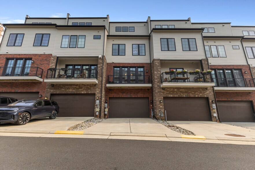 Building Photo - 11731 Paysons Way