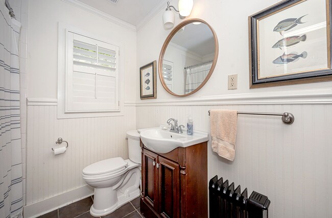 Building Photo - Coastal Living at Its Best – Fully Furnish...