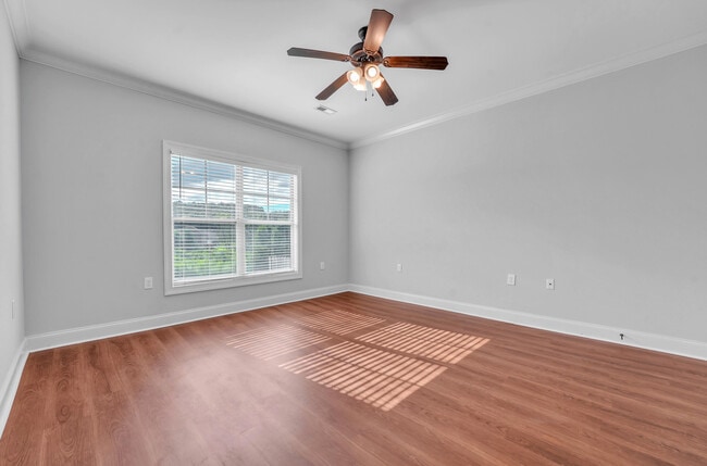 Building Photo - 105 Belle Chase Wy NE