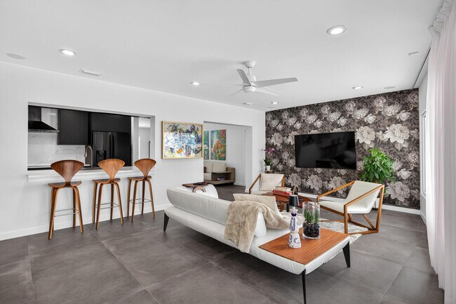 Building Photo - 2720 NE 59th St