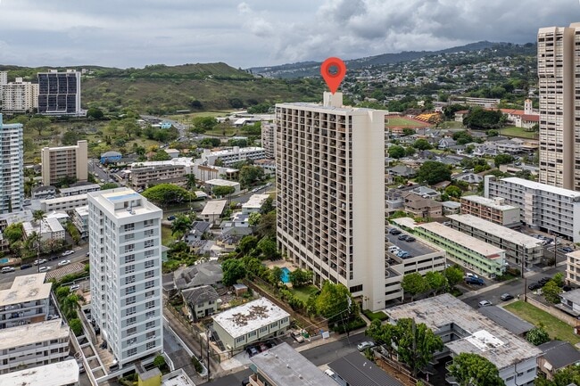 Building Photo - 1 Bed 1 Bath 1 Parking Condo in Makiki