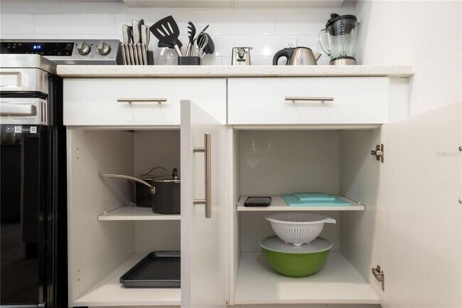 Building Photo - 312 Famagusta Dr