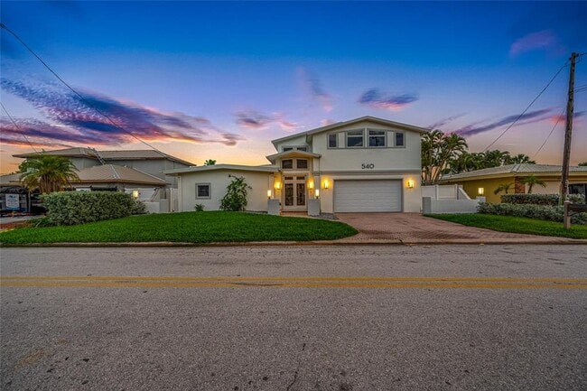 Building Photo - 540 59th Ave