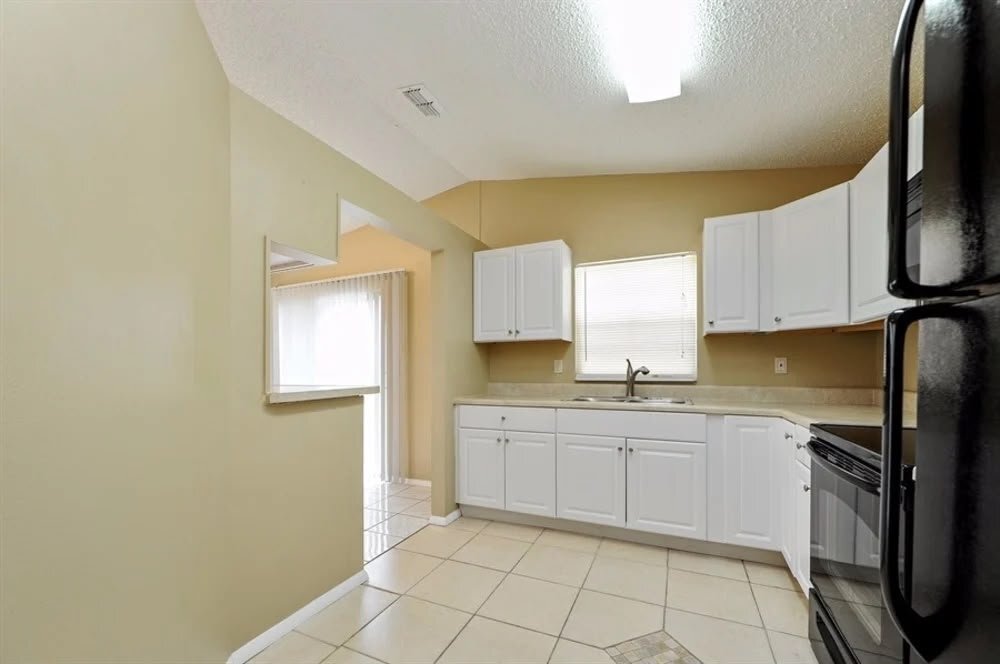 Building Photo - 8529 Hunters Fork Loop