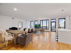 Building Photo - 1240 S 2nd St