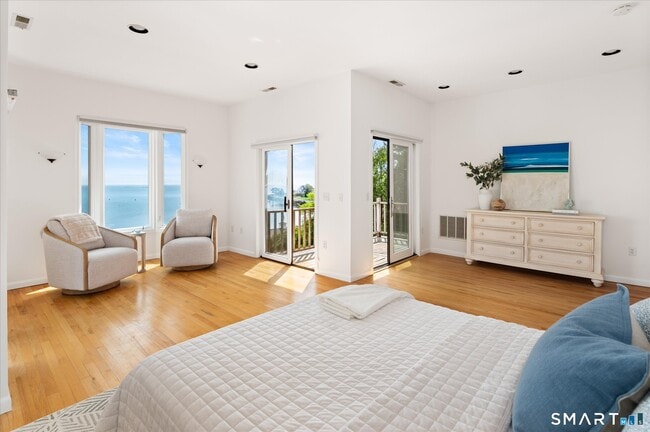 Building Photo - 64 Ocean Dr E