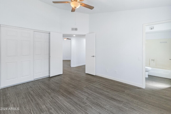 Building Photo - 7034 S 42nd St