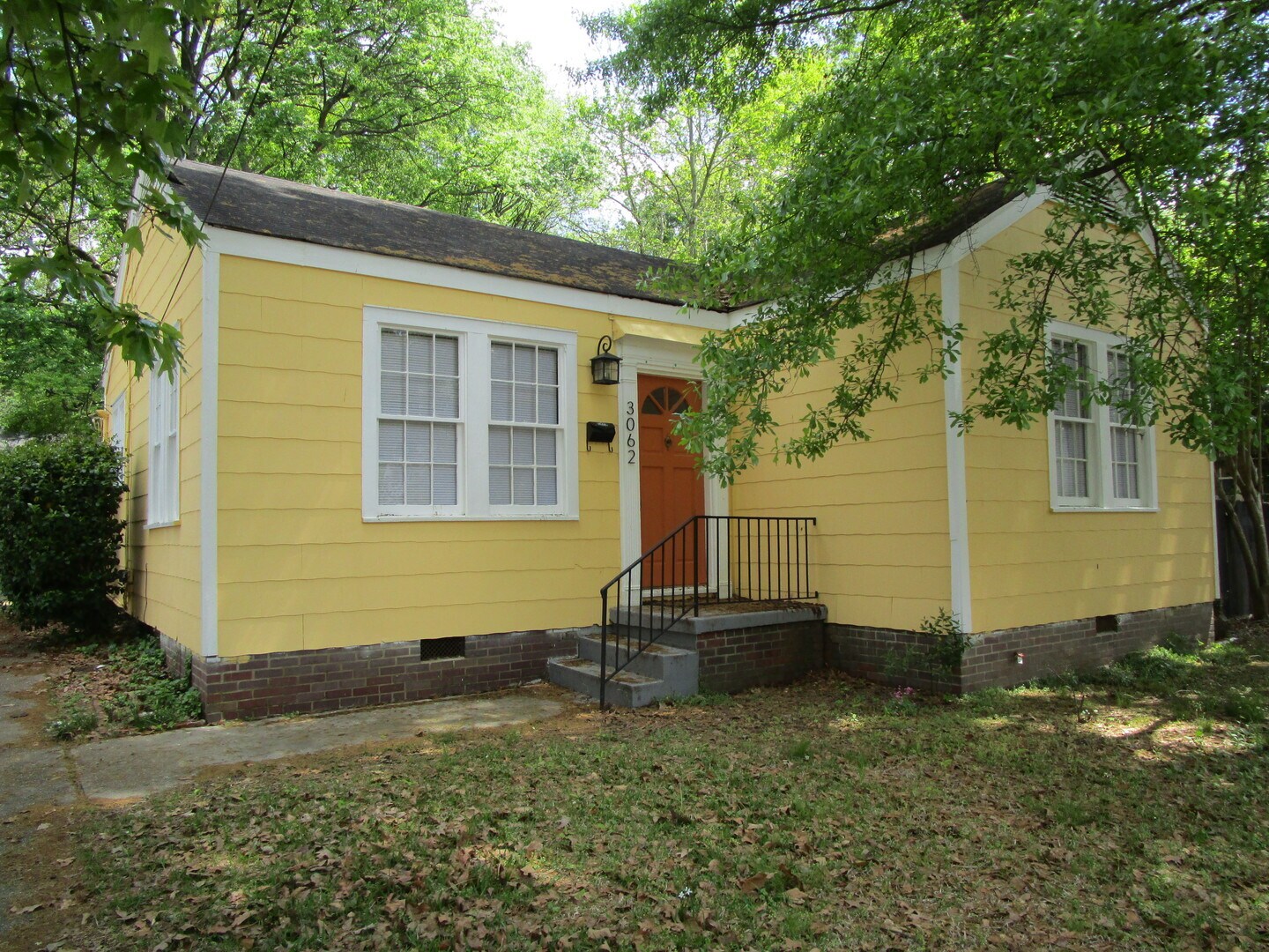 Building Photo - 3062 Oxford Ave