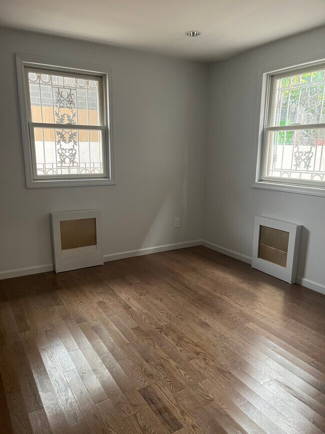 6401 Woodhaven Blvd 6401 Woodhaven Blvd Rego Park NY 11374