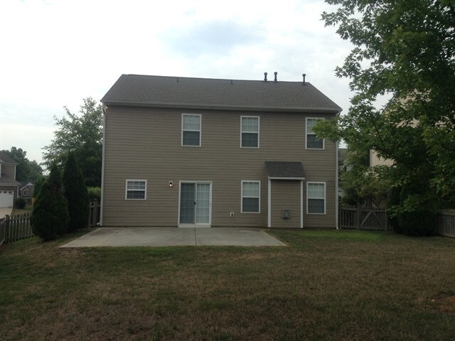 Building Photo - 10004 Barrands Ln