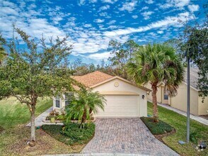 Building Photo - 520 Millifiora Ln