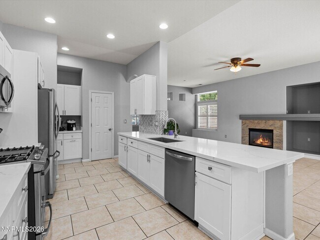 Building Photo - 9594 Steep Climb Ct