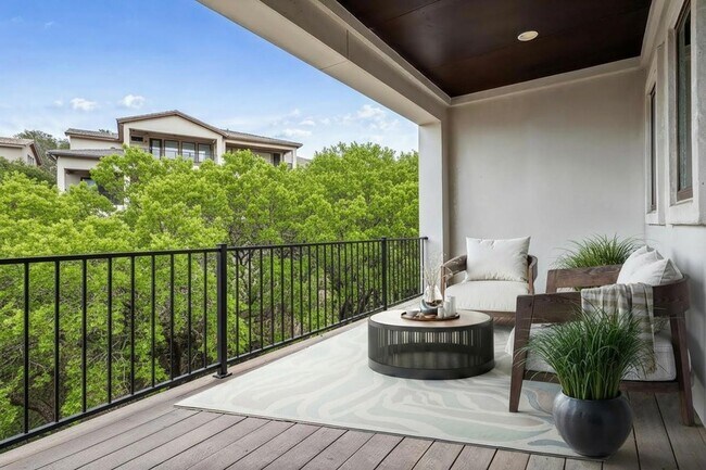 Building Photo - 107 Cascading Waters Pl