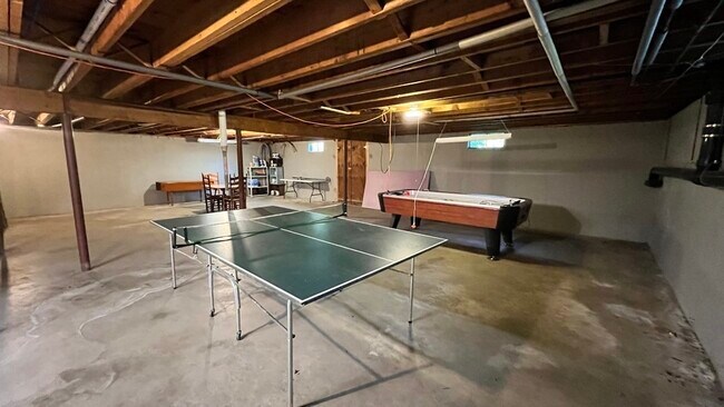 Building Photo - 191 Montgomery Rd