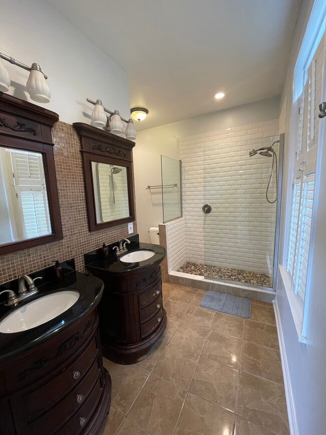 Master Bath (accessible from hall) - 439 Park Rd NW