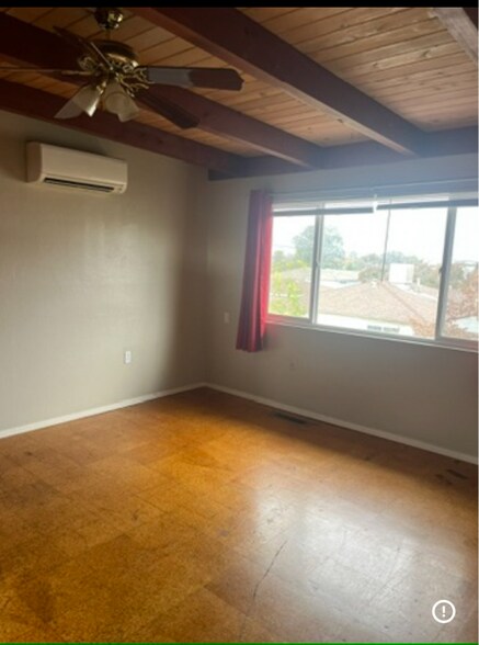 Building Photo - 161 Sequoia Dr