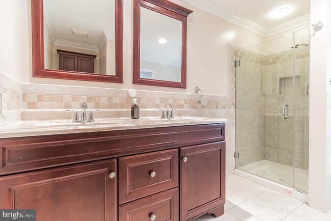 Building Photo - 48 Stonehurst Ct