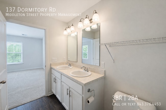 Building Photo - 137 Dormitory Rd